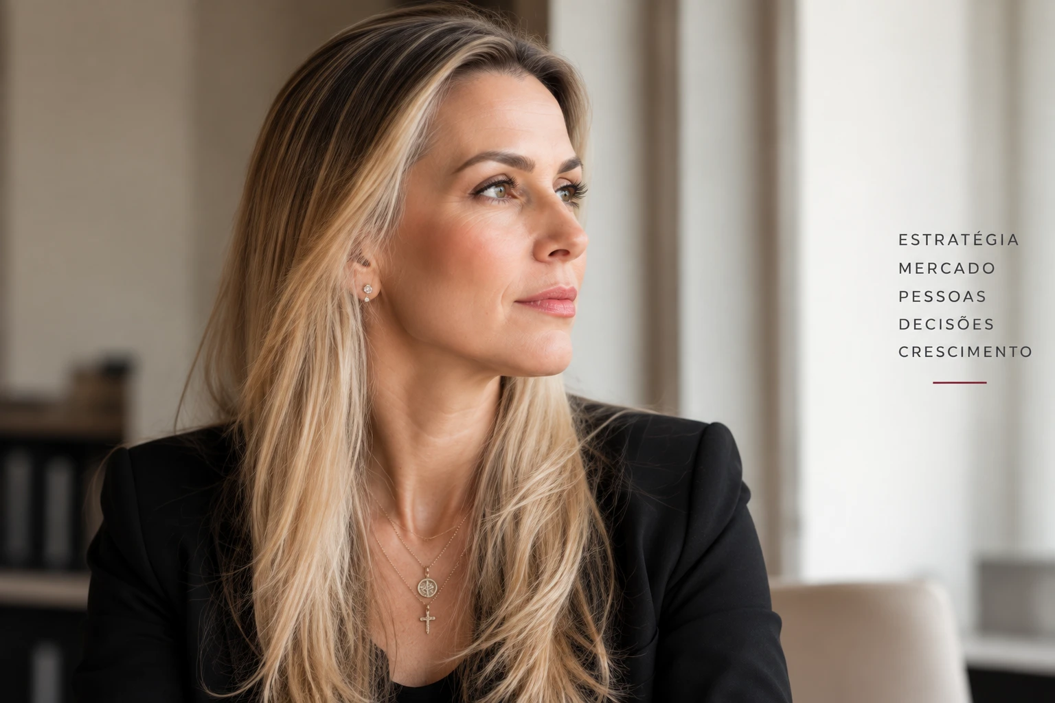 Fátima Bana em retrato de perfil